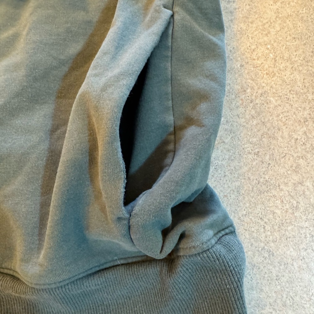 All in Motion Women's Green Crewneck Sweatshirt with pockets - Picture 2 of 8